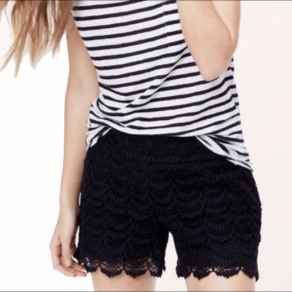 LOFT Riviera Crochet Tiered  Navy Lace Shorts• 0 - Picture 10 of 10